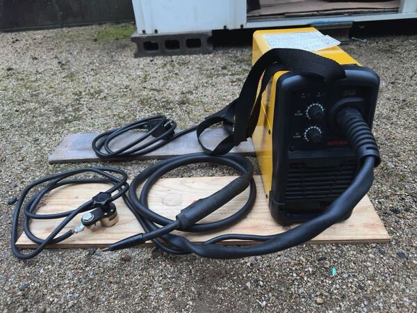 スズキッド【限定モデル】100V/200V兼用 半自動溶接機 Buddy140