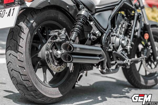 セール中 24時間以内発送 新品レブル250-500用 マフラーgemspeed製 V1