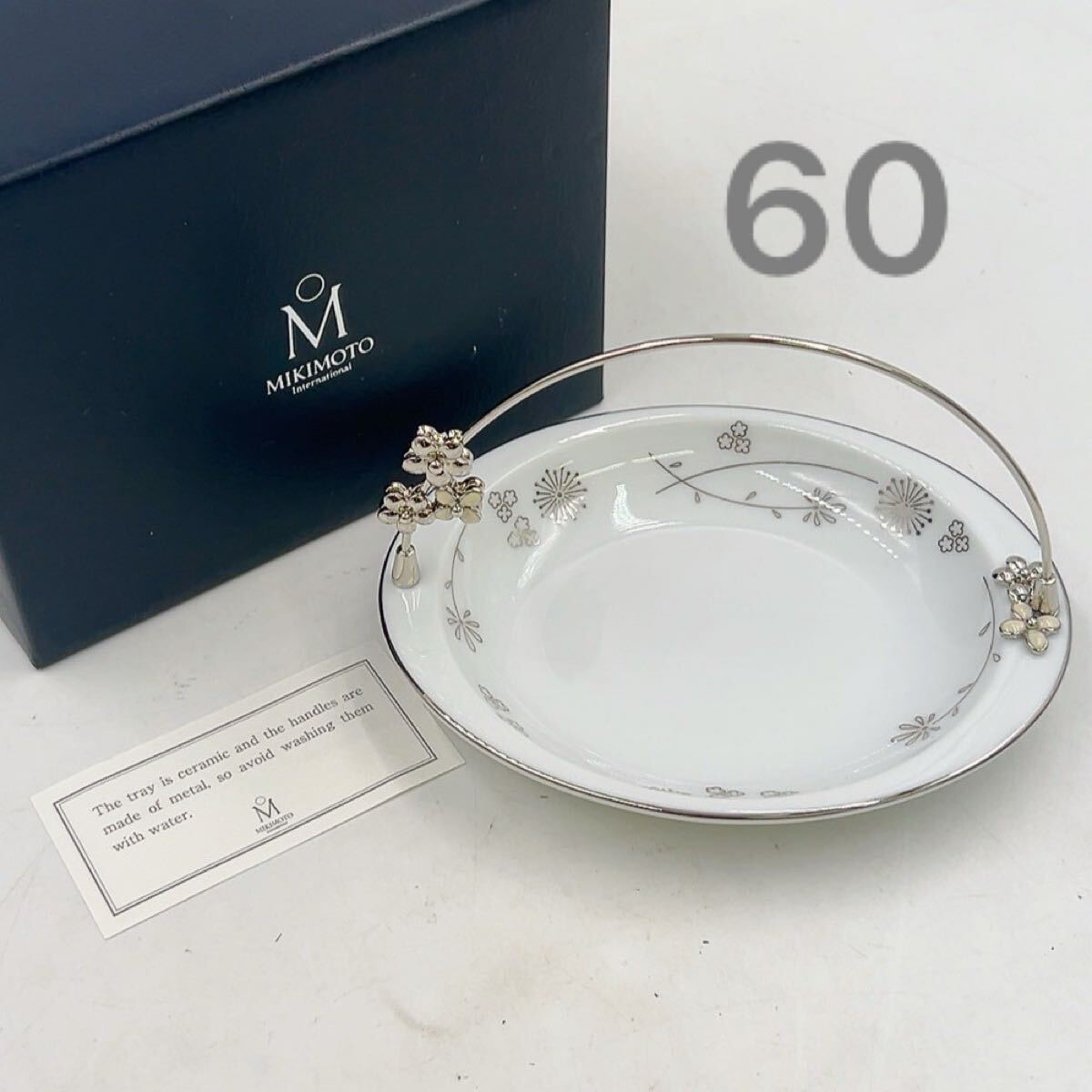 MIKIMOTO アクセサリートレイ 鏡面 未使用 Yahoo!オークション -「ミキモト ジュエリートレイ」(住まい