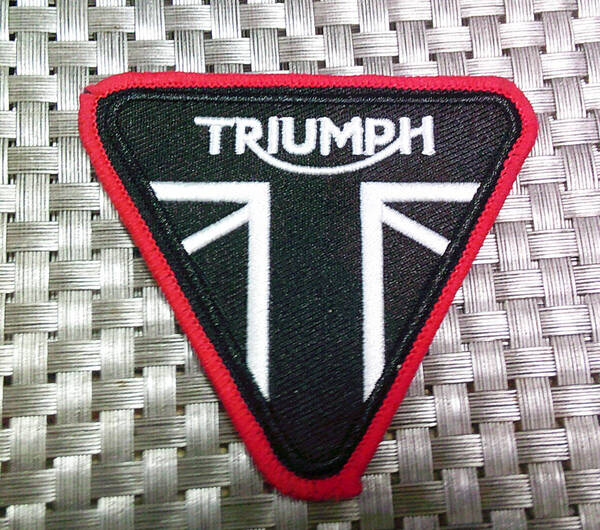 《黒赤逆三TR英国旗》新品『TRIUMPH トライアンフ』 ユニオンジャック フラッグ 刺繍ワッペン◆オートバイ 二輪車 バイク 自動車■