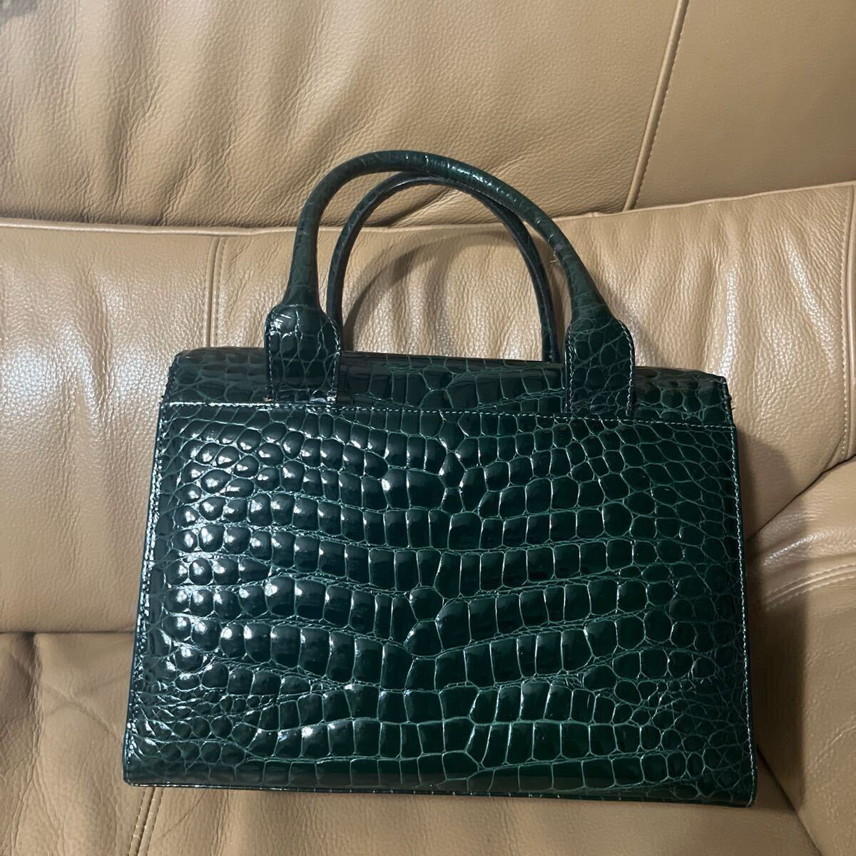 Yahoo!オークション -「クロコ バッグ グリーン」(クロコダイル) (皮革