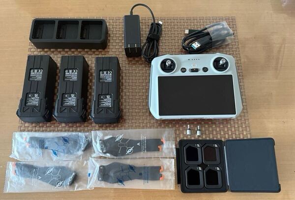 DJI Mavic3 Classic(DJI RC2付属)+ DJI Mavic 3シリーズ Fly More キット+ NDフィルターセット