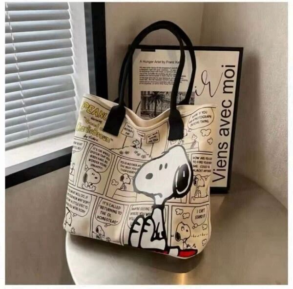 【新品未使用】SNOOPY スヌーピー ポータブルショルダーバック トートバッグ 大容量 英字プリント