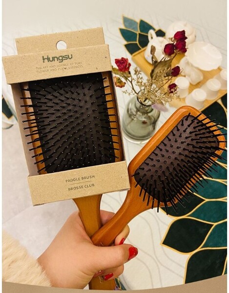 パドルブラシ ヘアブラシ 空気穴 静電気防止 くし クシ ヘアケア ナ材 サラサラ ツヤ髪 髪質改善