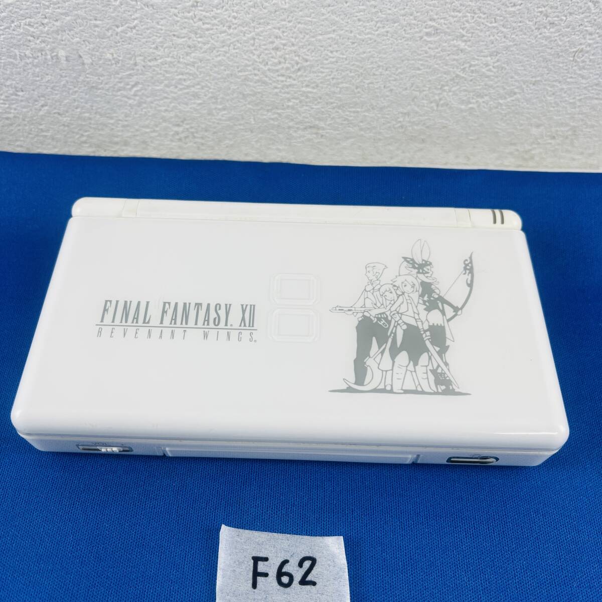 お値下げ　ファイナルファンタジー3,4,5　DS LITE付　希少 Yahoo!オークション -「ds ff」(DS Lite) (ニンテンドーDS本体