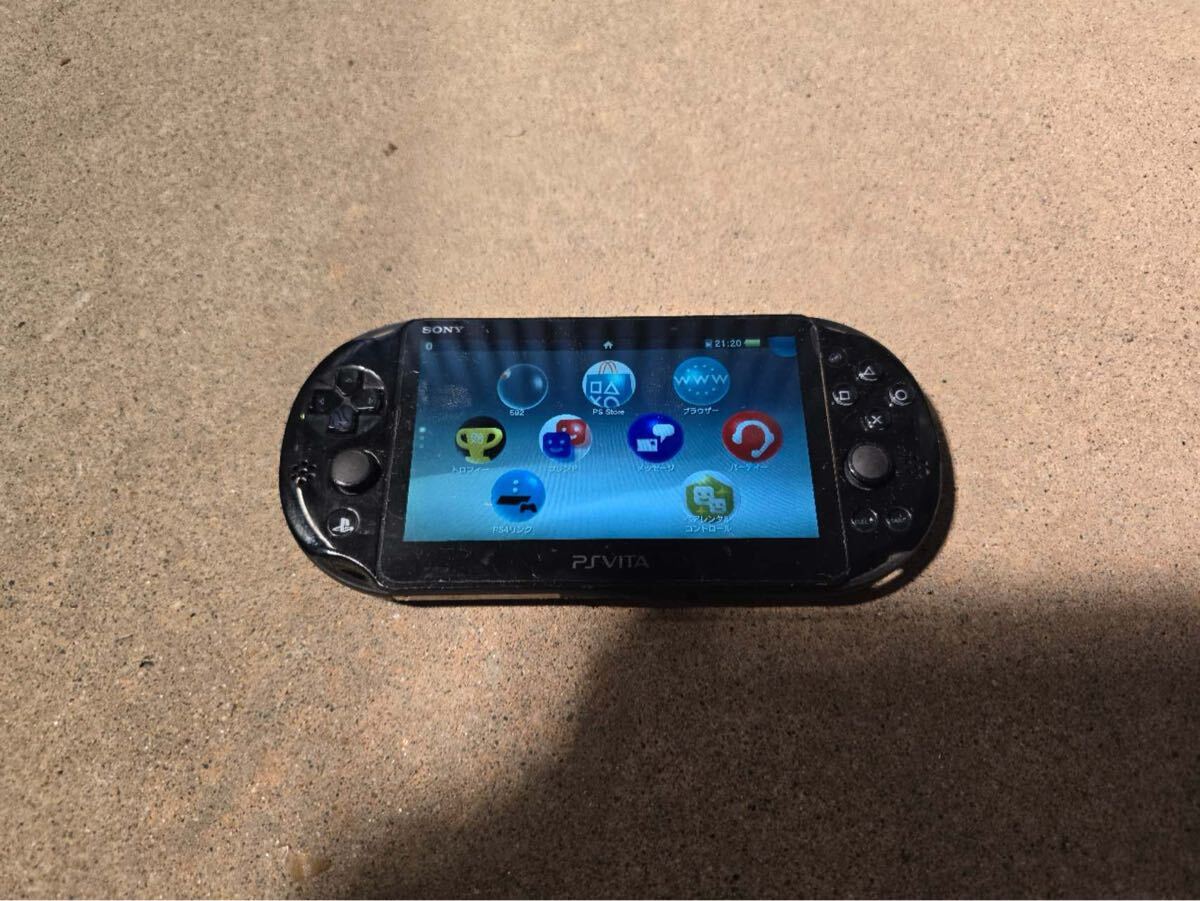 Amazon | PlayStation Vita Wi-Fiモデル ブラック (PCH-2000ZA11