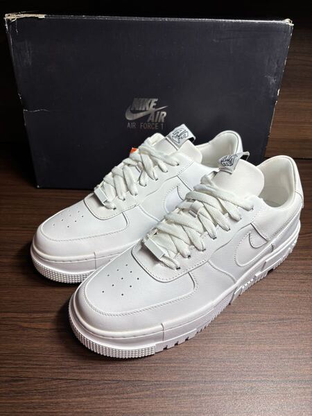 ナイキ ウィメンズ エアフォース1 ピクセル ほぼ未使用 size27.5㎝