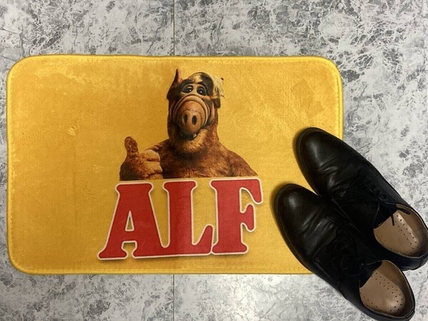 ★送料無料★「ALF/アルフ ドアマット/キッチンマット」tface-g 【タグ:映画、インテリア】 T06/30