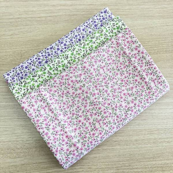 ☆3枚セット ☆各100cm(長さ)×108cm(生地巾) ☆Nostalgic Fablic ミニフラワー柄 ☆スケア生地 ☆未使用/限定品★