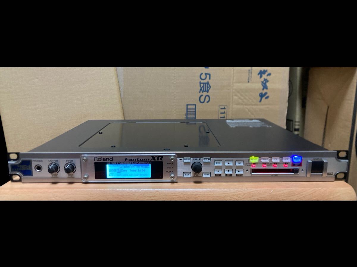 Roland 音源モジュール シンセサイザー Fantom XR 液晶表示正常