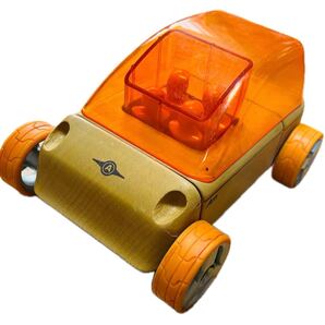 AUTOMOBLOX オートモブロックス 木製ブロック車 4人乗り 積み木 車のおもちゃ オレンジ A9
