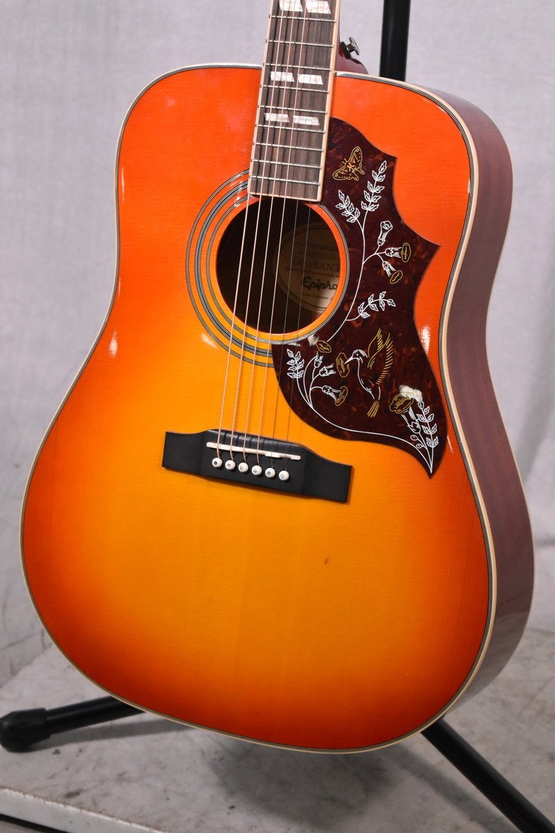 SALE／37%OFF】 ストリートで！ ハミングバード ギター PU付