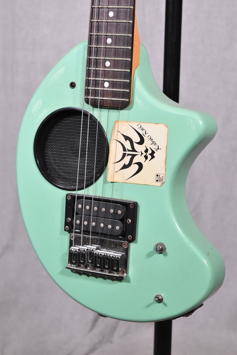 美品 FERNANDES ZO-3 フェルナンデス オリーブ アンプ内蔵ギター FERNANDES】フェルナンデス『アンプ内蔵ギター』ZO-3 2018年製 1