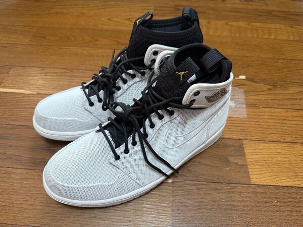 ナイキ NIKE AIR JORDAN 1 RETRO ULTRA HIGH エアジョーダン ワン レトロ ウルトラハイ スニーカー シューズ 白 ホワイト US9.5 844700-132