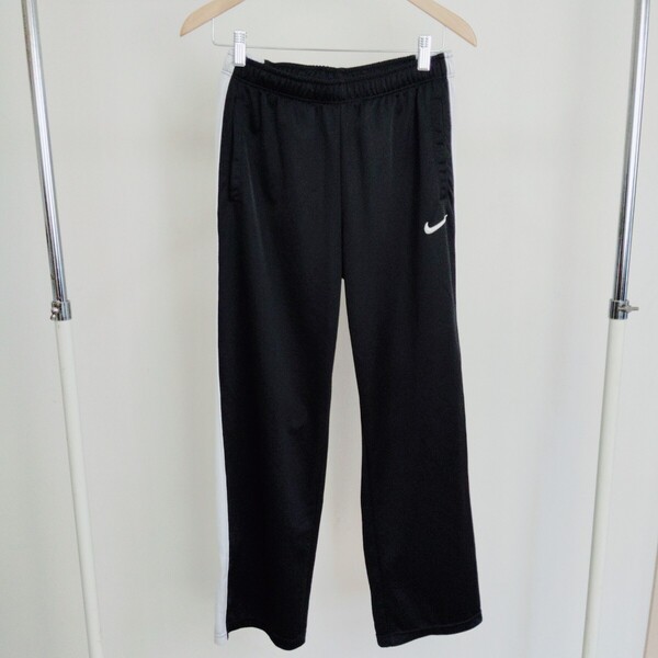 0620/ M/NIKE メンズ ロングパンツ ジャージ スポーツ 黒