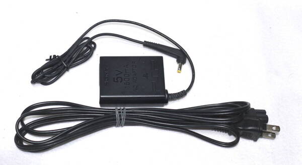 SONY ACアダプター PSP充電器 PSP-380 動作品 ②