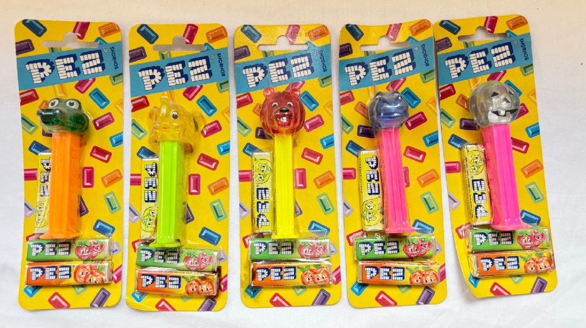 PEZ ペッツ まとめ売り 26体 - メルカリ