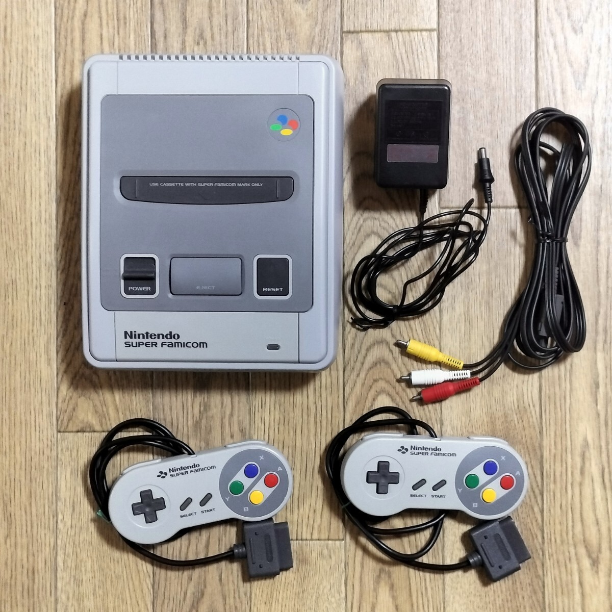 箱付き】【任天堂 後期型 スーパーファミコン 本体