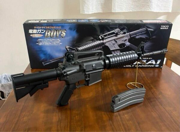 美品 東京マルイ カスタム品 M4A1 カービン ボーイズ 高耐久 金属ピニオンギア 10禁 10歳以上用 サバゲー サバイバルゲーム
