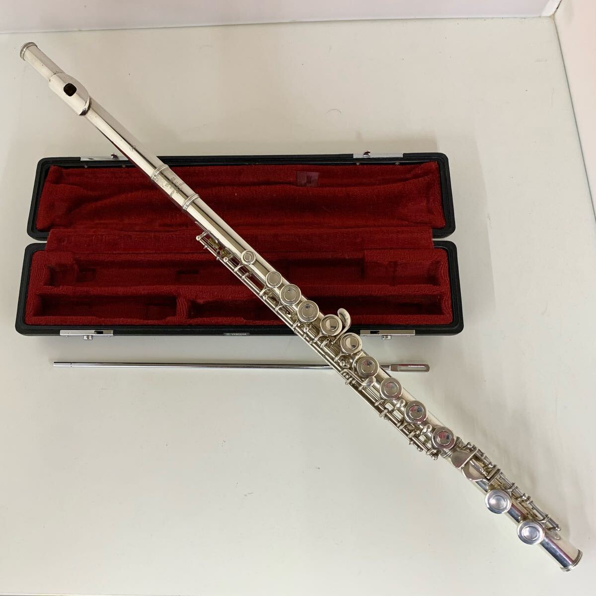 YAMAHA/ヤマハ YFL211/YFL-211 フルート Eメカ付 ハードケース