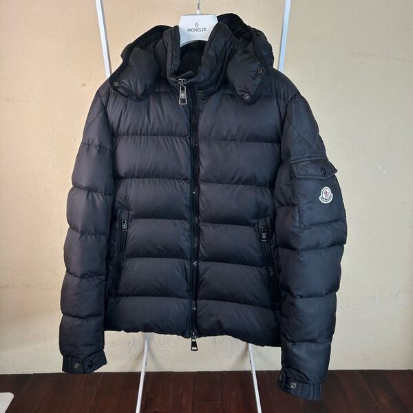 【最安値】MONCLERモンクレールHYMALAY ダウンジャケット黒2