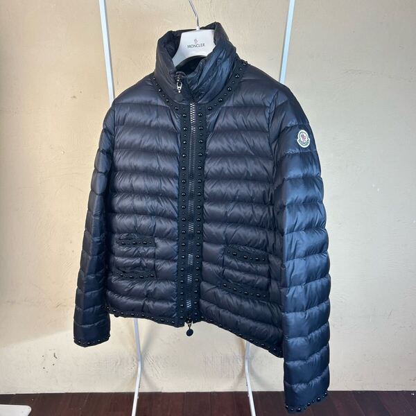 MONCLER モンクレールダウンジャケット fluette フリルスタッズ黒3