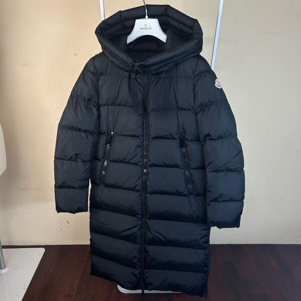 【美品】 MONCLER モンクレール ダウンジャケットコートGARROT黒0