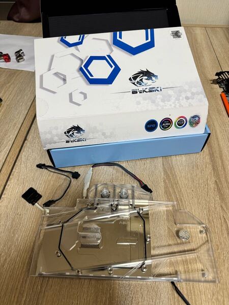 GIGABYTE NVIDIA RTX2080Ti水冷ブロック