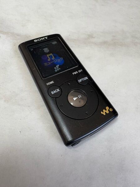 送料無料 ソニー デジタルウォークマン NW-E052♪ブラック 2GB SONYWALKMAN即決ポータブルオーディオプレーヤー digital media player SONY