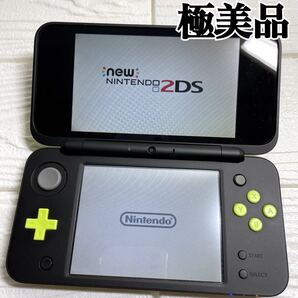 極美品 newニンテンドー2DS LL ライム×ブラック 任天堂 本体 2DS Newニンテンドー2DS