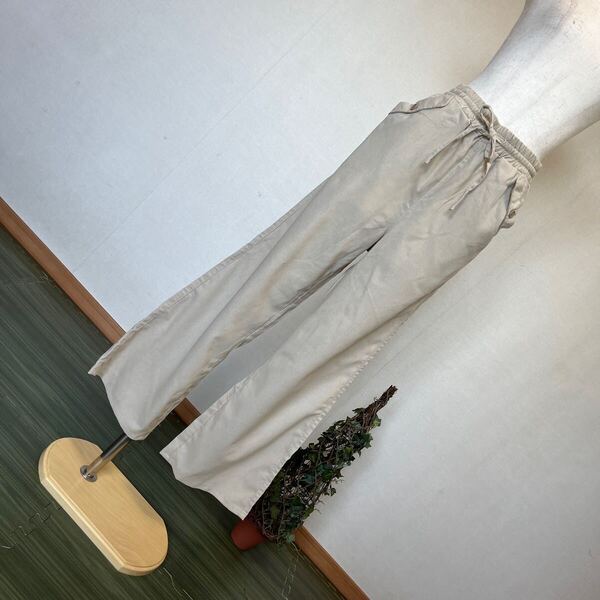 7-7新品 Vivre sa Vie(ヴィーブル サ ヴィ) リネンブレンドイージーワイドパンツ 楽パンツワークパンツ 麻混 M 9号 w64-70