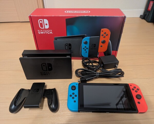 任天堂 Switch 本体 HAC-001 (01) ネオンレッド ネオンブルー Nintendo 動作確認/初期化済 ニンテンドー 新モデル JOY-CON