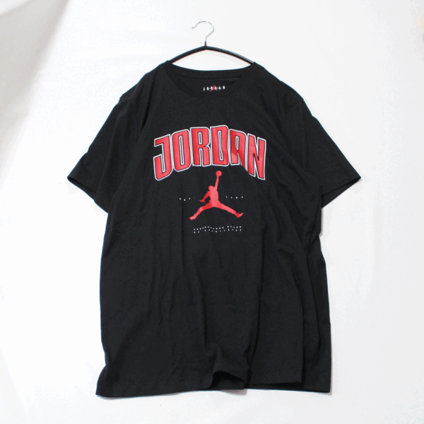 新品★NIKE AIR JORDANナイキエアジョーダン★黒ロゴTシャツ★半袖★Lサイズ★