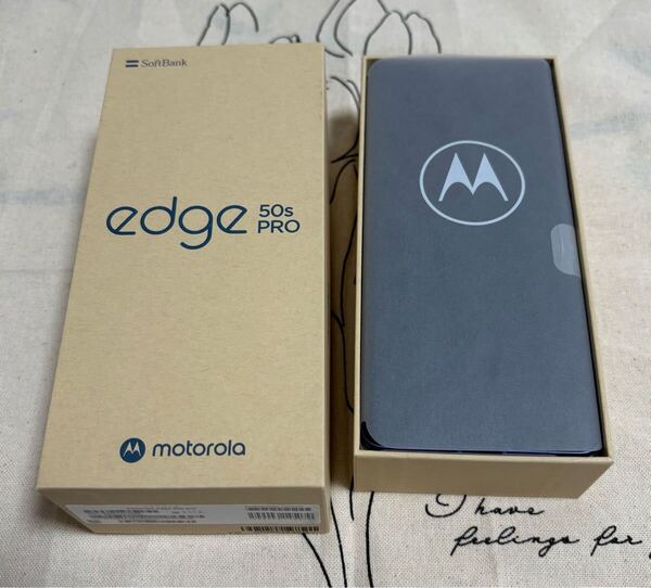 【超美品】motorola edge 50s pro リュクスラベンダーメモリ:8G SIMフリー