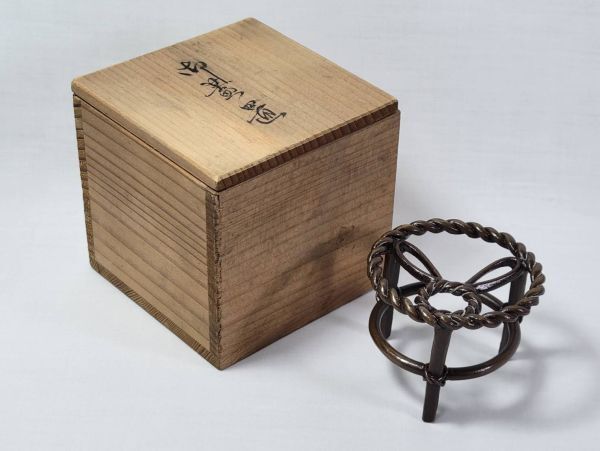 金工師 加茂霊峰造 蝋型鋳銅 果物器 盛器 共箱 M R8054 Yahoo!オークション -「蝋型鋳銅」の落札相場・落札価格