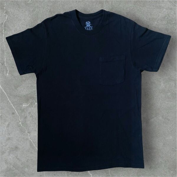 FRUIT OF THE LOOM フルーツオブザルーム メンズサイズM 黒 半袖ポケットTシャツ 半袖 半袖Tシャツ ブラック 古着 ヴィンテージ