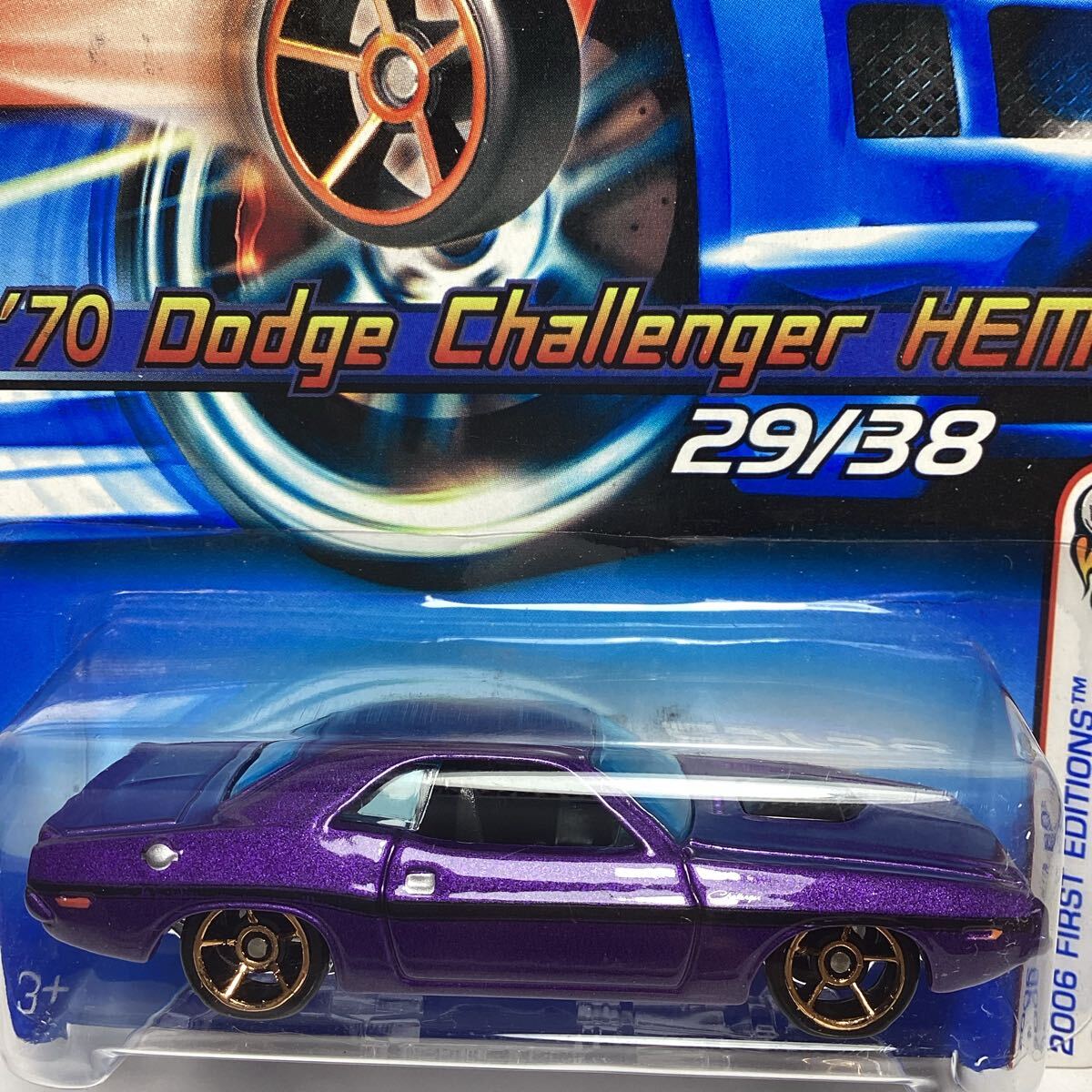 内外装がオールブルーのチャレンジャーに惚れた！【1970 DODGE