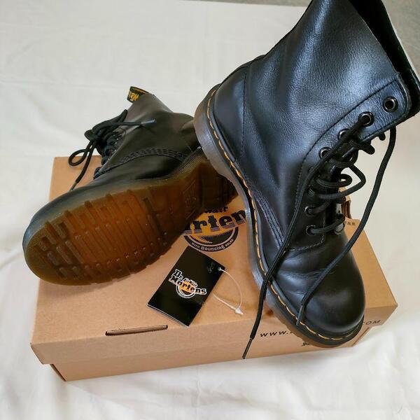 Dr.Martens ドクターマーチン パスカル 8ホールブーツ/UK5