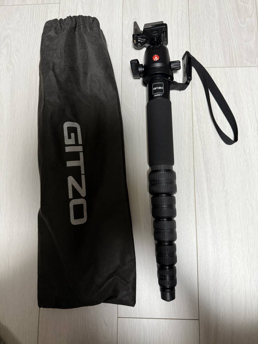 ジッツォ GITZO 一脚 トラベラー 5型 カーボン 6段  GM5561T GITZO 5シリーズ 6段 6Xカーボントラベラー GM5561T 価格比較
