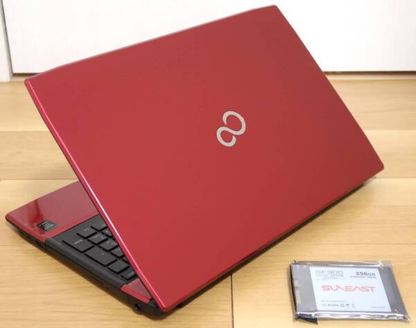 ★超美品ルビーレッド★Core i7-4702MQ/8GBメモリ/新品256GB SSD/ブルーレイドライブ/Win11 24H2★富士通LIFEBOOK AH53/R