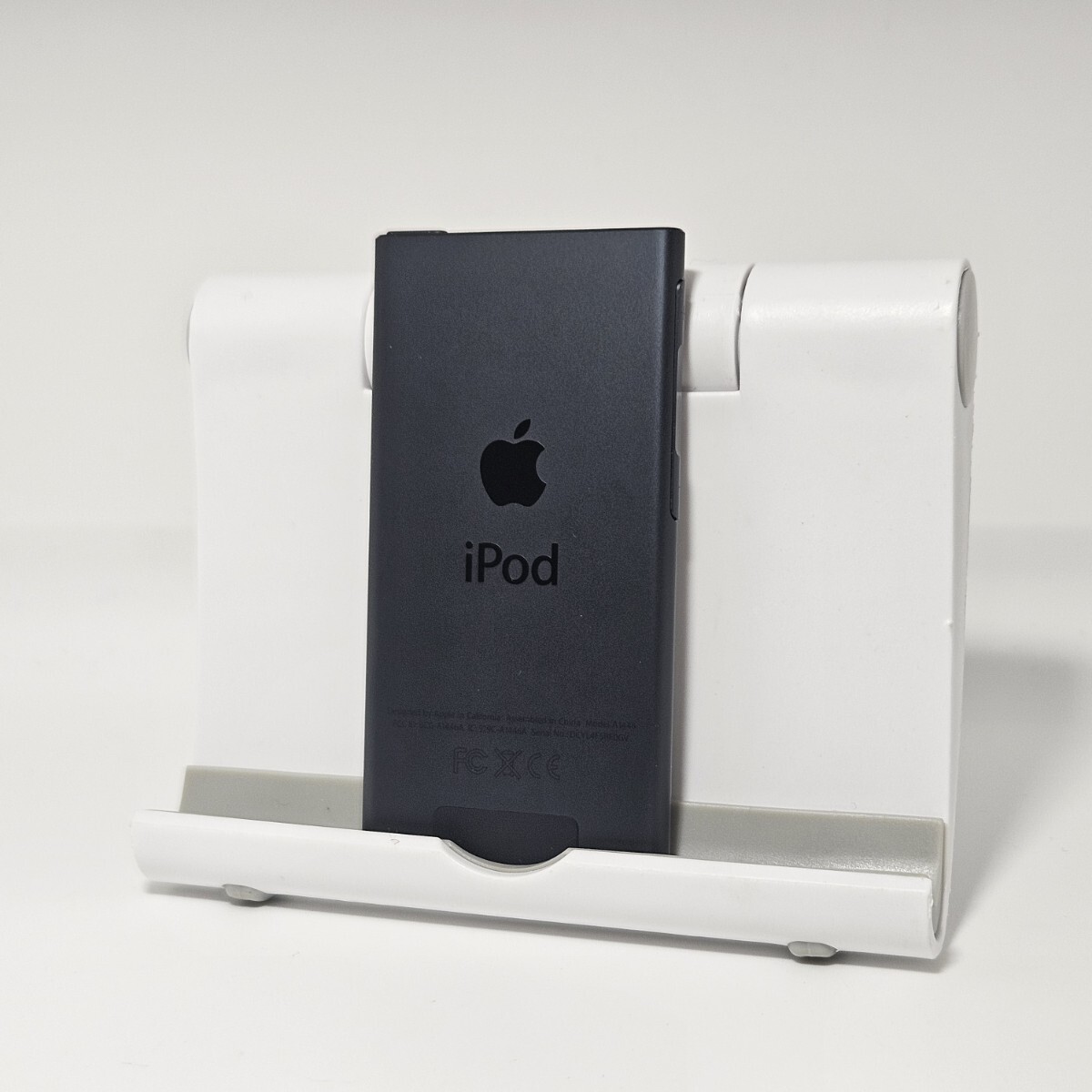 iPod nano Apple 第7世代（16GB）ME971J/A：スペースグレイ