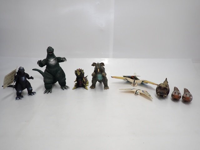 2025年最新】Yahoo!オークション -モスラ幼虫ソフビの中古品