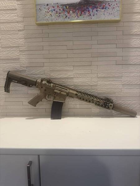 ジャンク品 VFC M4 カスタムパーツいろいろ 実物MFTストック付き 電動ガン