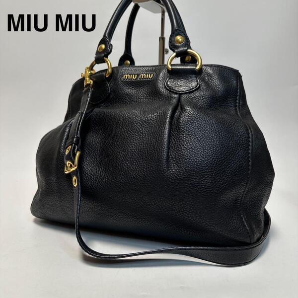 q49【極美品】ミュウミュウ miumiu レザー ロゴ金具 ブラック 黒 2way ショルダーバッグ ハンドバッグ トートバッグ
