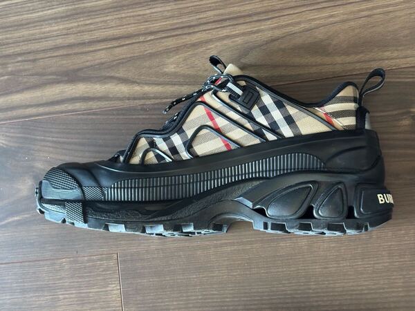 Burberry ヴィンテージチェック アーサースニーカー
