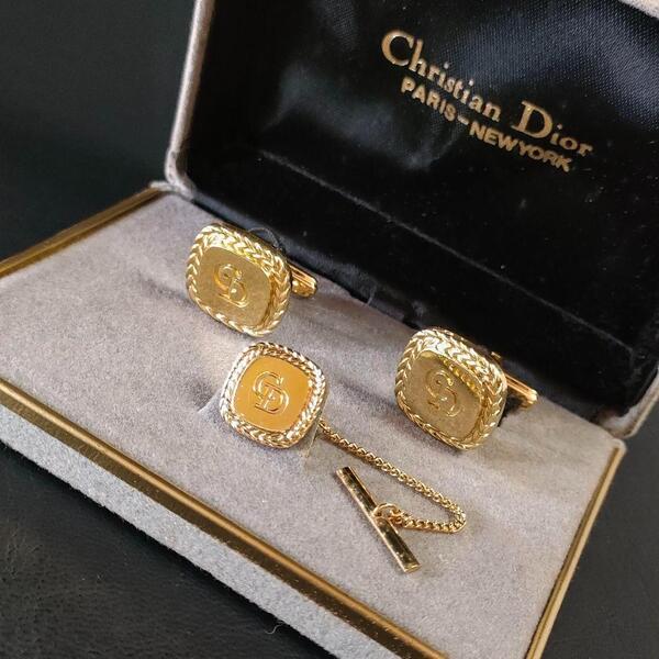 【美品】Diorディオール カフス・タイピンセット ゴールド CDロゴ スクエア