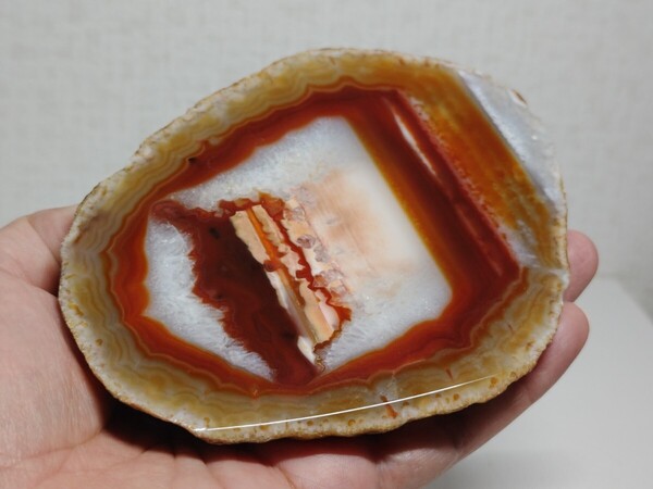 【赤メノウ】◆411g◆ 瑪瑙 メノウ アゲート 原石 鑑賞石 自然石 天然石 誕生石 宝石 水石 鉱物 鉱石 置物 インテリア
