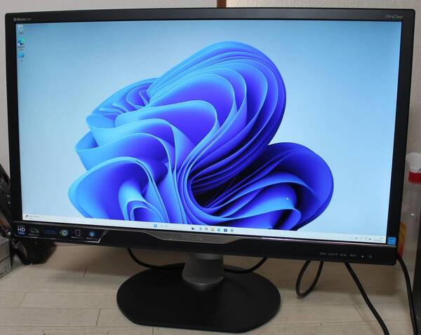 PHILIPS 288P6LJ 28インチ 2018年製 ピボット機能(回転) 4K/3840x2160 非光沢(ノングレア)