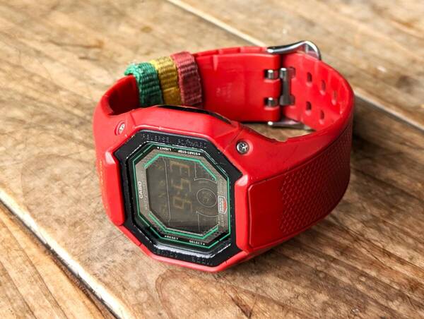 送料無料♪廃盤♪レア♪G-SHOCK G-056RE-4 ラスタファリアン レッド 赤 USED カシオ Gショック 生産終了