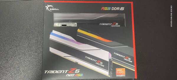 Trident Z5 Neo RGB DDR5-8000 CL40-48-48-128 1.40V 48GB (2x24GB) AMD EXPO